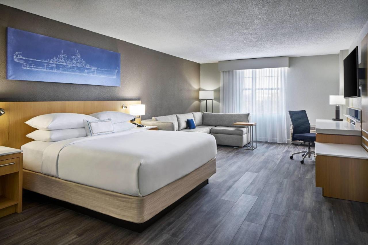 Delta Hotels By Marriott Norfolk Airport Extérieur photo