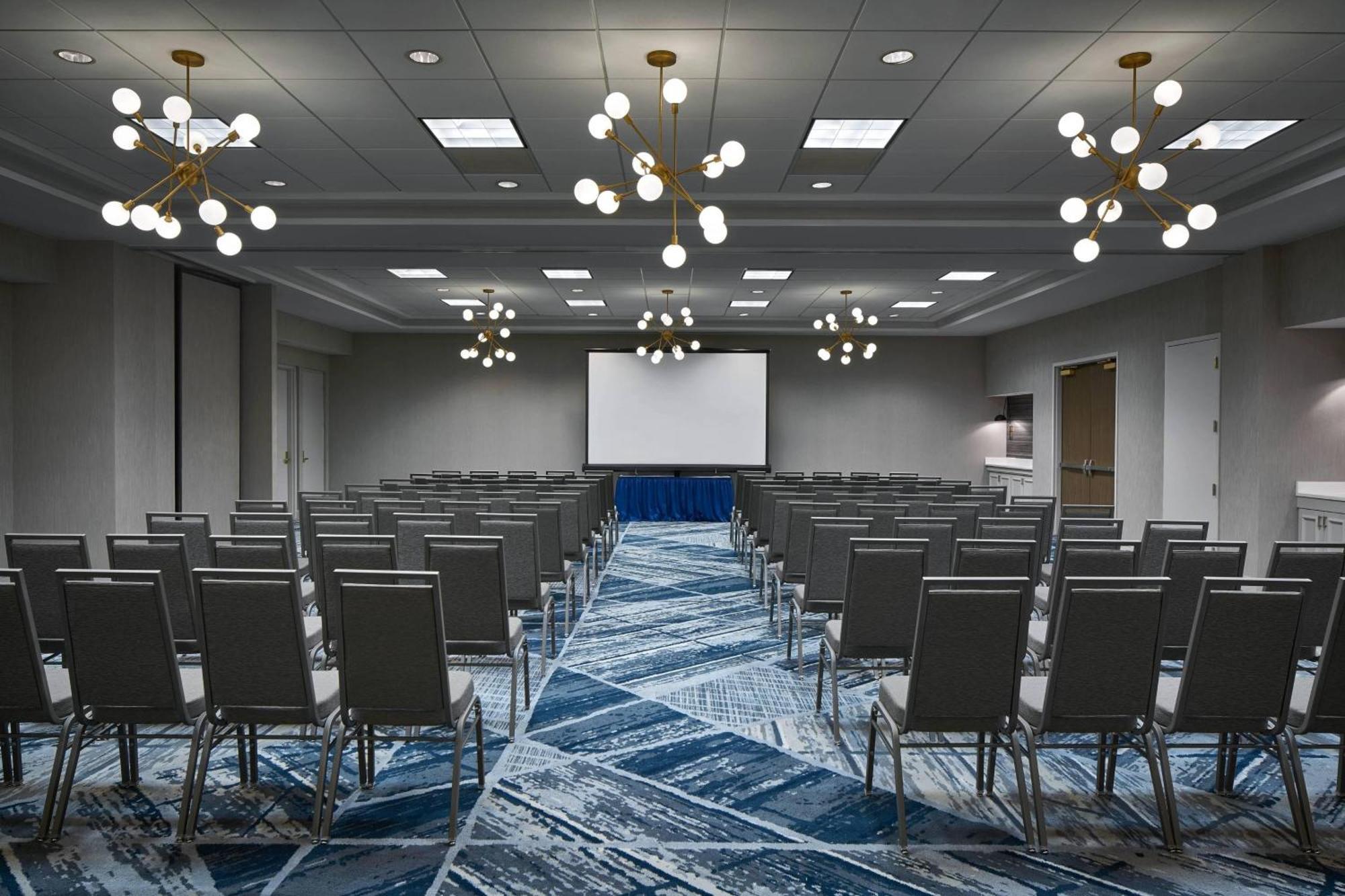Delta Hotels By Marriott Norfolk Airport Extérieur photo